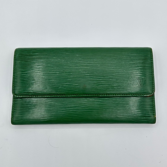 LV Louis Vuitton Green Epi Long Wallet